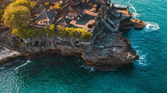 10 Pura Terbesar Di Bali Yang Terkenal Dengan Pesona Keindahannya